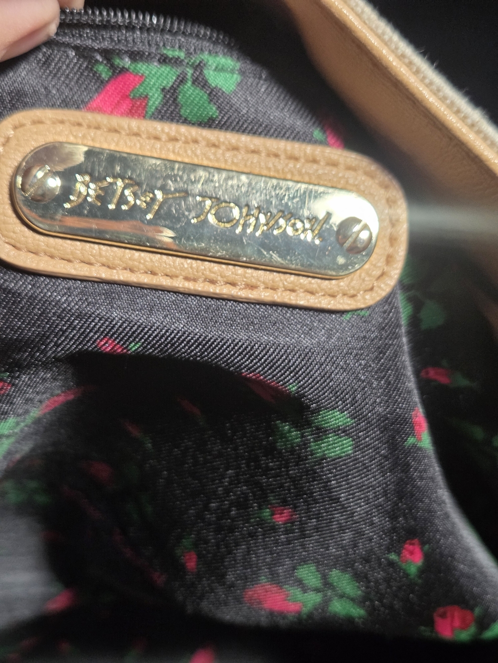 Betsey Johnson Lacey Heart Tote & Wristlet - Picture 9 of 14